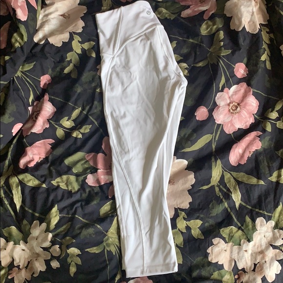 Lululemon Train Times Crop White - Picture 3 of 9